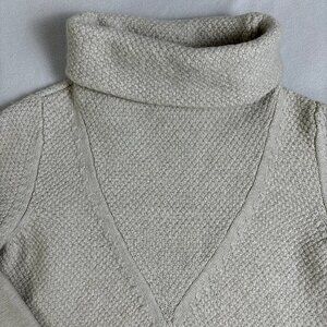 Wrap‎ London Women's Pullover Wool Blend Turtleneck Sweater XS would Fit better